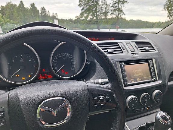 Mazda 5 21 of 29