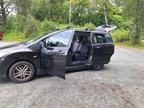 Mazda 5 16 of 29