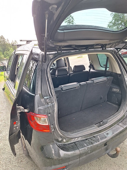 Mazda 5 8 of 29