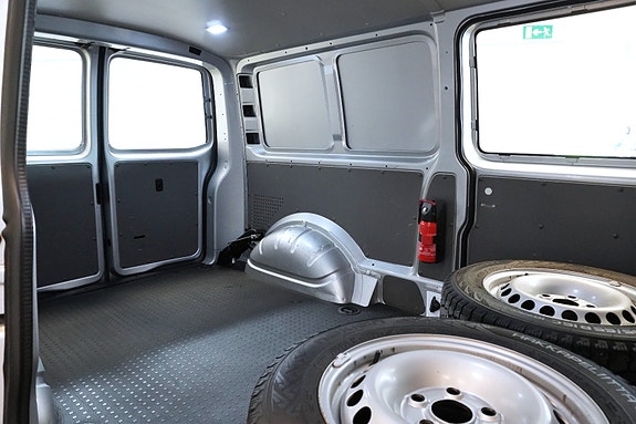 Volkswagen Transporter 24 of 28