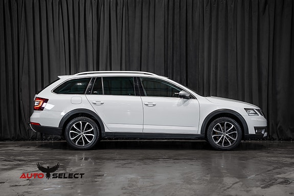 Skoda Octavia Scout 13 of 30