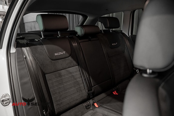 Skoda Octavia Scout 15 of 30