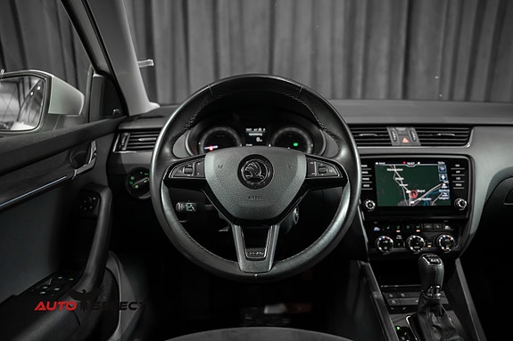 Skoda Octavia Scout 27 of 30