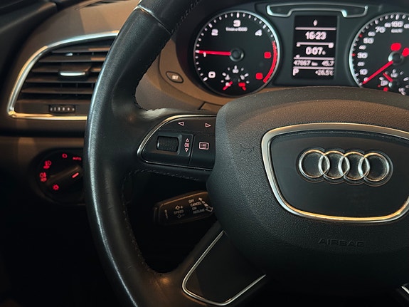 Audi Q3 23 of 30