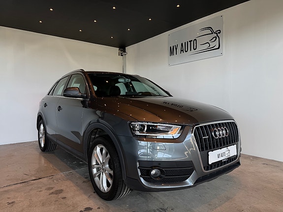Audi Q3 2 of 30