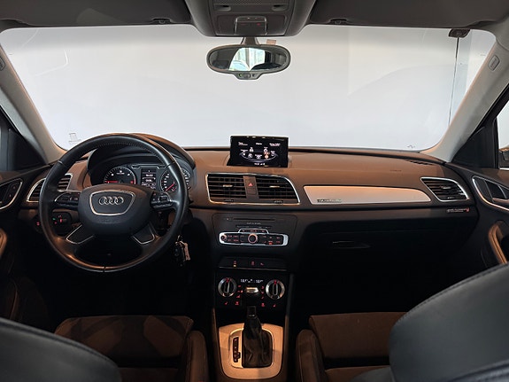 Audi Q3 19 of 30