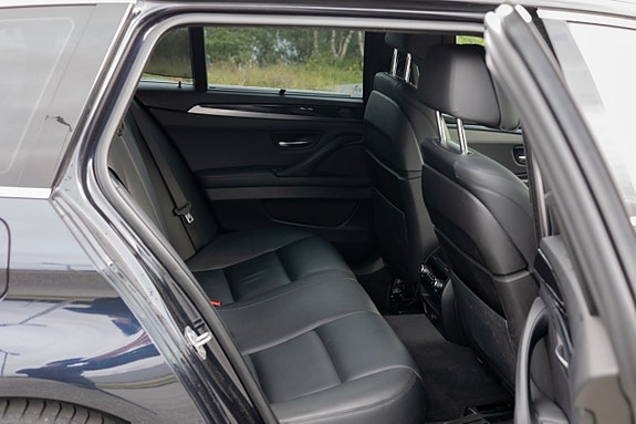 BMW 520d 12 of 19