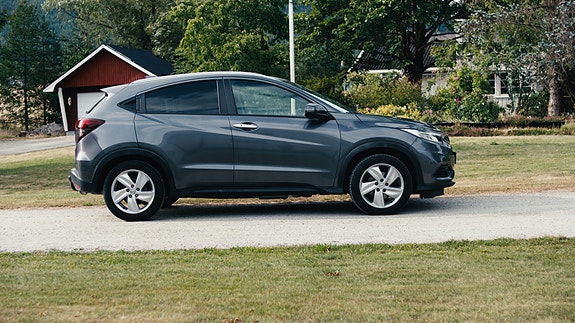 Honda HR-V 2 of 7
