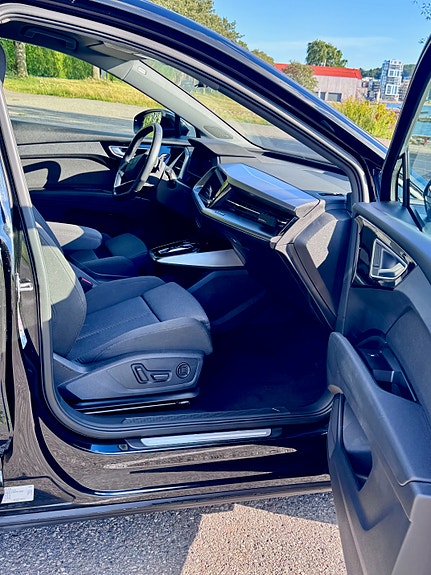 Audi Q4 e-tron 17 of 19