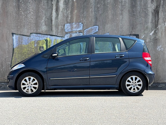 Mercedes-Benz A150 4 of 14