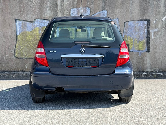 Mercedes-Benz A150 5 of 14