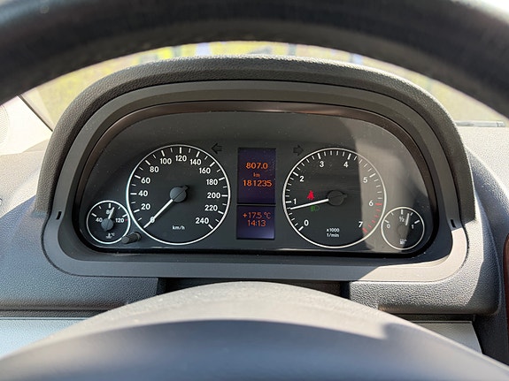 Mercedes-Benz A150 13 of 14