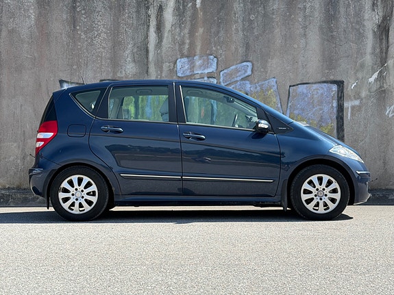 Mercedes-Benz A150 3 of 14