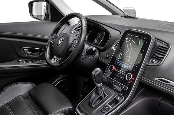 Renault Scenic 28 of 28