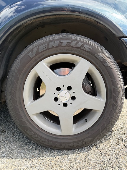 Mercedes-Benz ML55 5 of 5