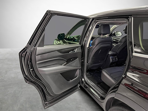 Maxus Euniq 6 20 of 30