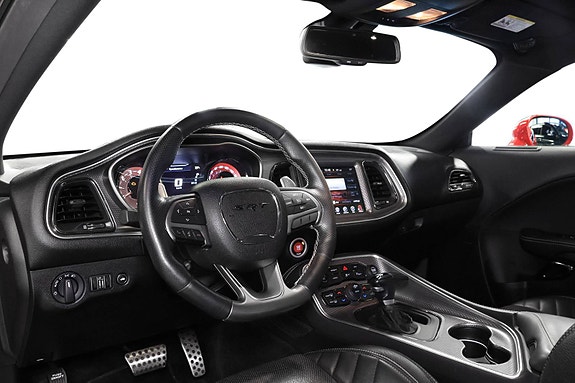 Dodge Challenger 20 of 30