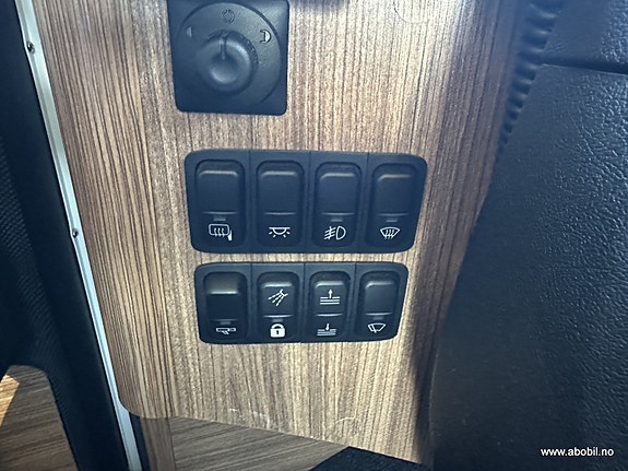 Eura Mobil Integra 760 QB 4 of 30