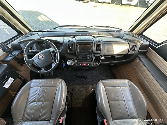 Eura Mobil Integra 760 QB 5 of 30