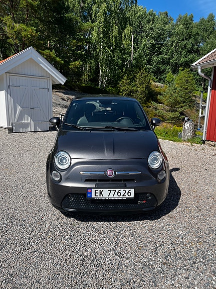 Fiat 500e 2 of 5