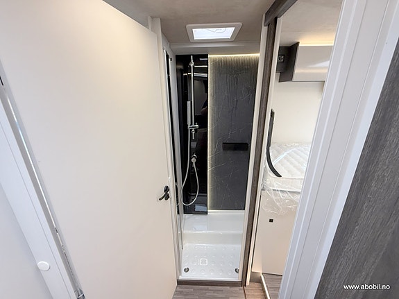 Mobilvetta KEA I86 ALDE / ISOFIX / 180 HK / AUTOMAT 27 of 30