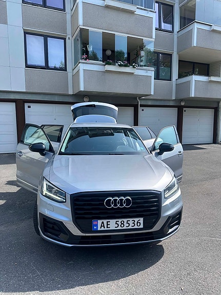 Audi Q2 2 of 12