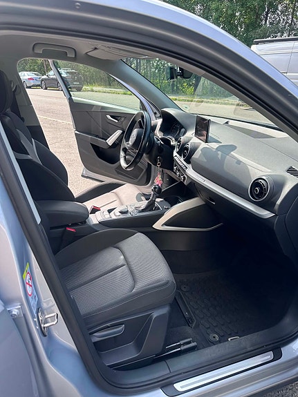 Audi Q2 3 of 12