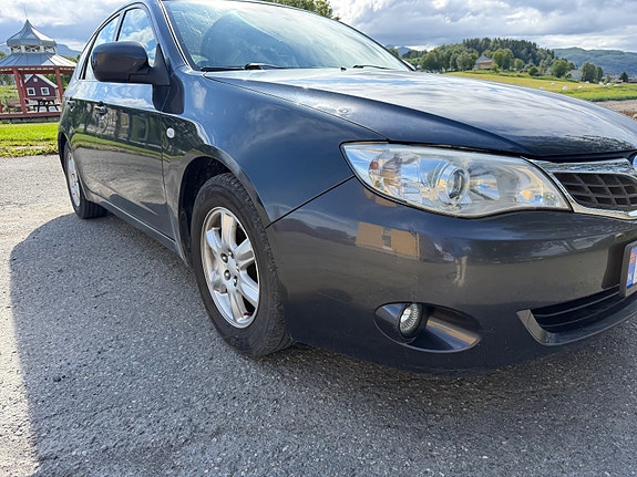 Subaru Impreza 12 of 15