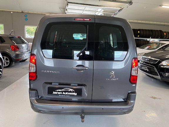 Peugeot Partner 4 of 5