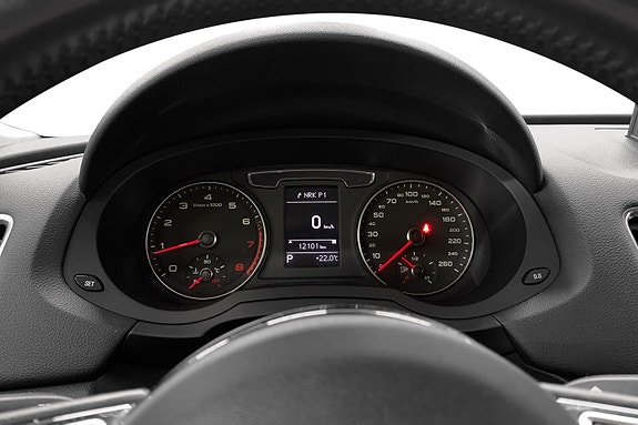 Audi Q3 9 of 13