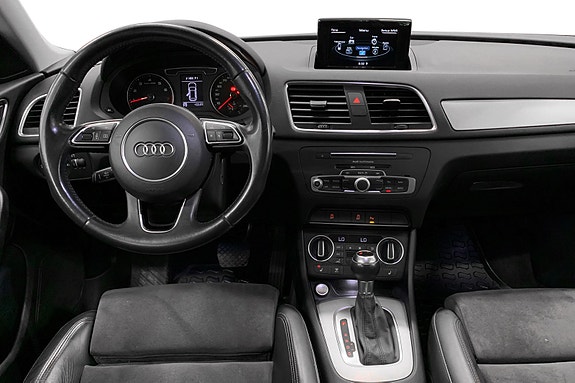 Audi Q3 6 of 13