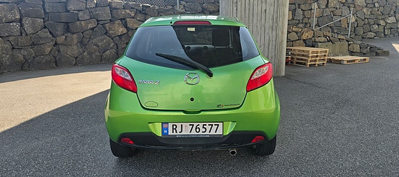 Mazda 2 5 of 5