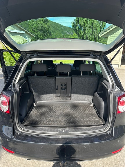 Volkswagen Golf Plus 19 of 23