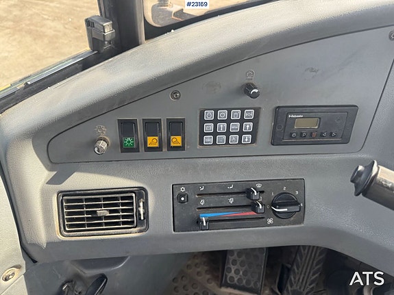 Volvo A25E Dumper - 13 000 timer 25 of 28
