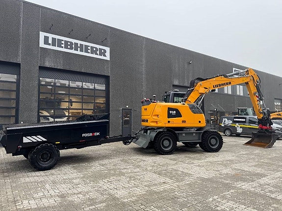 Liebherr A918 Compact 4 of 5