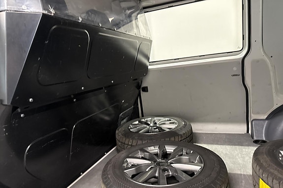 Volkswagen Transporter 7 of 24