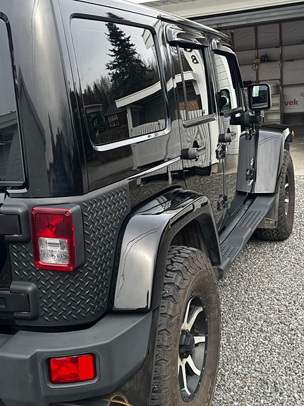 Jeep Wrangler 10 of 19