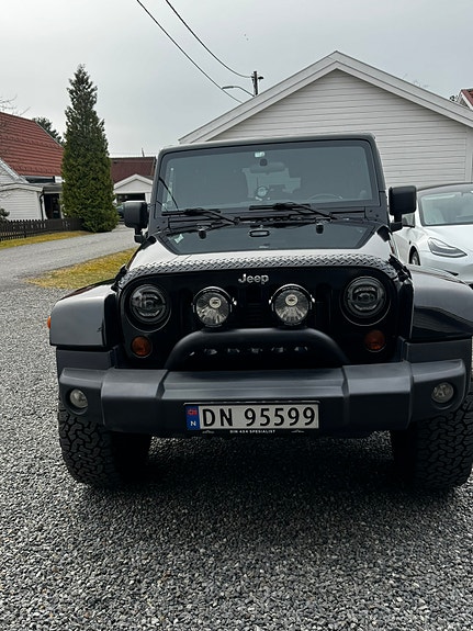Jeep Wrangler 6 of 19