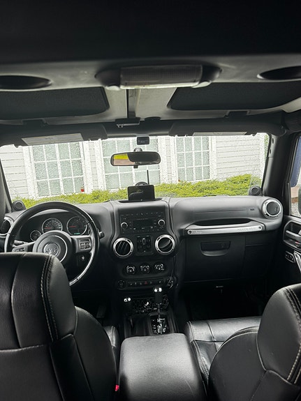 Jeep Wrangler 16 of 19