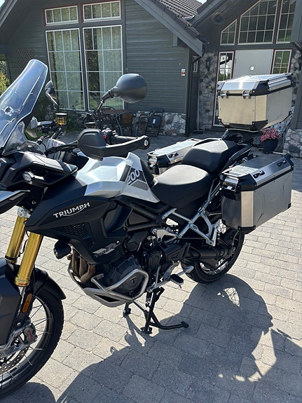 Triumph Tiger 1200 Rally Pro 2 of 11