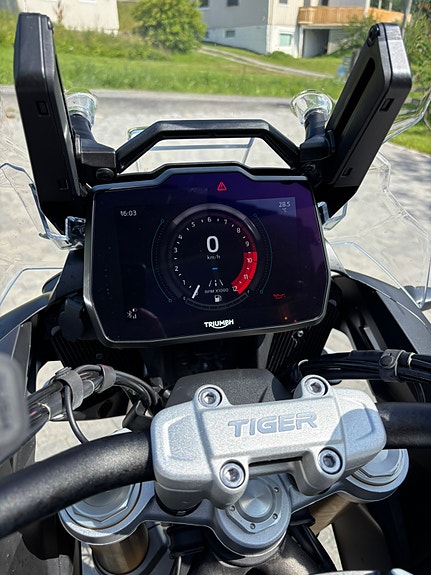 Triumph Tiger 1200 Rally Pro 3 of 11