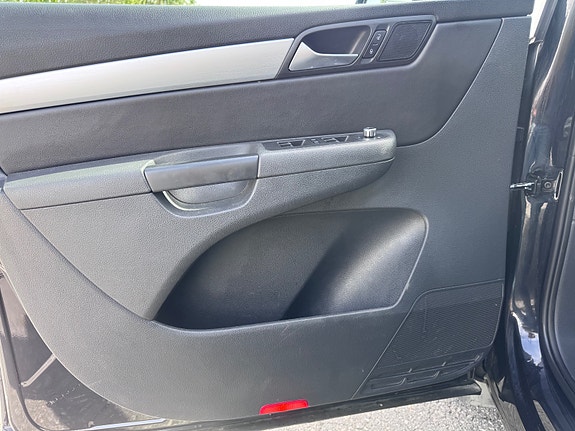 Volkswagen Sharan 12 of 24