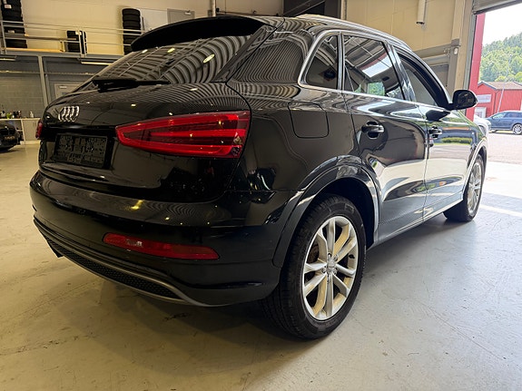 Audi Q3 4 of 30
