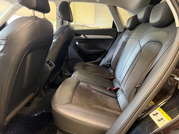 Audi Q3 11 of 30