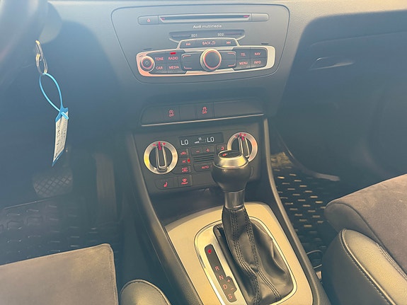 Audi Q3 20 of 30