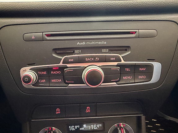 Audi Q3 22 of 30