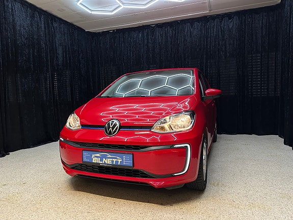 Volkswagen UP! 2 of 24