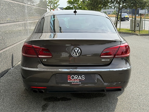 Volkswagen CC 4 of 5