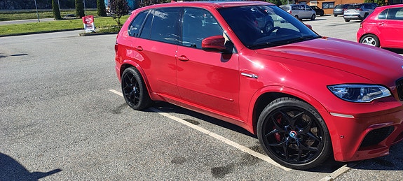 BMW X5 M 2 of 5