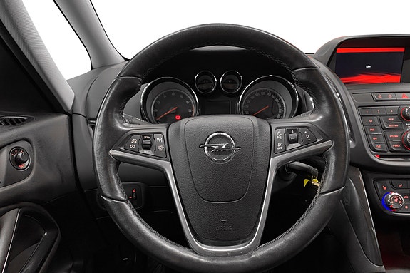 Opel Zafira Tourer 8 of 17
